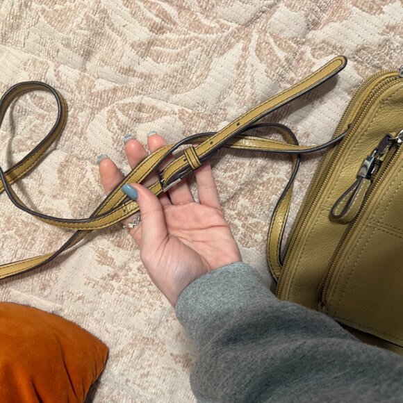 Bundle of 4 Women's Purses and Handbags wallets clutch - Picture 9 of 12